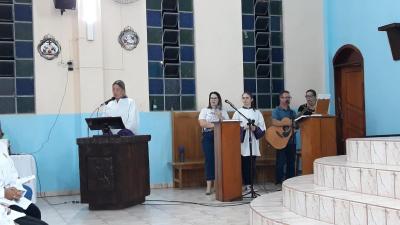 Dezenas de Fiéis participaram da abertura do Tríduo em louvor a São José no Bairro Cristo Rei